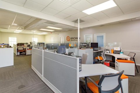 Propiedad comercial en alquiler en Orlando, Florida № 1880452 - foto 9