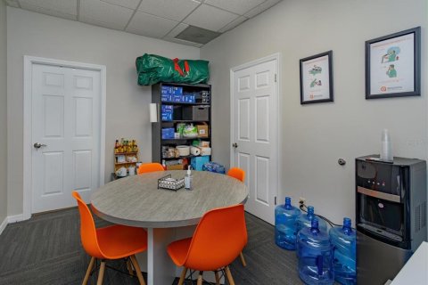 Propiedad comercial en alquiler en Orlando, Florida № 1880452 - foto 18