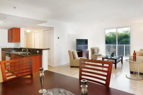 Снять в аренду квартиру в Норт-Бей-Виллидж, Флорида 2 спальни, 98.1м2, № 1983471 - фото 4