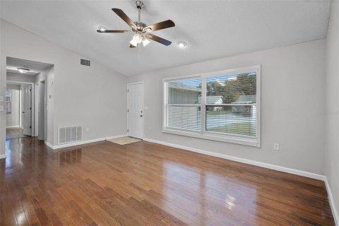 Casa en venta en New Port Richey, Florida, 4 dormitorios, 163.97 m2 № 1835691 - foto 7