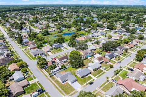 Casa en venta en New Port Richey, Florida, 4 dormitorios, 163.97 m2 № 1835691 - foto 28
