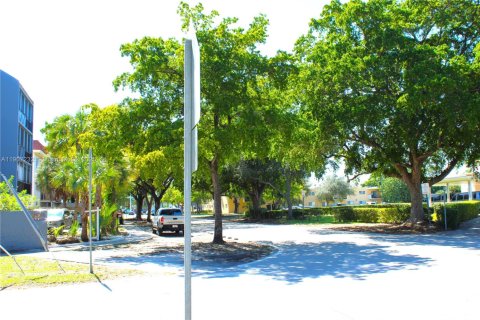 Copropriété à louer à North Miami, Floride: 1 chambre, 73.49 m2 № 1963840 - photo 8