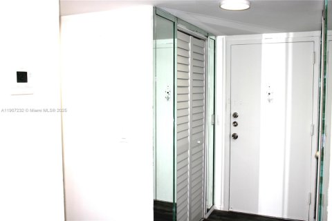 Copropriété à louer à North Miami, Floride: 1 chambre, 73.49 m2 № 1963840 - photo 20