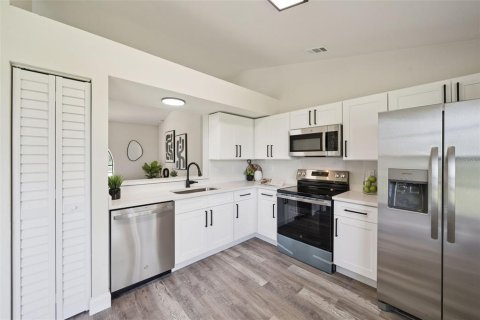 Casa en venta en Vero Beach, Florida, 3 dormitorios, 94.39 m2 № 2386297 - foto 15