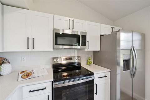 Casa en venta en Vero Beach, Florida, 3 dormitorios, 94.39 m2 № 2386297 - foto 17