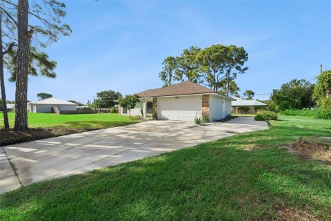 Casa en venta en Vero Beach, Florida, 3 dormitorios, 94.39 m2 № 2386297 - foto 3
