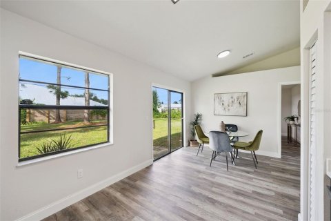 Casa en venta en Vero Beach, Florida, 3 dormitorios, 94.39 m2 № 2386297 - foto 12