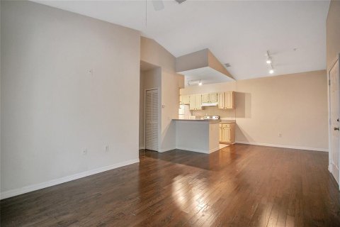 Condo in Maitland, Florida, 1 bedroom  № 1851742 - photo 6
