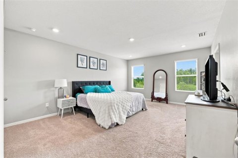 Villa ou maison à vendre à Wesley Chapel, Floride: 4 chambres, 256.04 m2 № 2266438 - photo 17