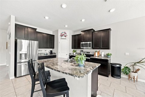 Villa ou maison à vendre à Wesley Chapel, Floride: 4 chambres, 256.04 m2 № 2266438 - photo 9