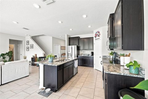 Villa ou maison à vendre à Wesley Chapel, Floride: 4 chambres, 256.04 m2 № 2266438 - photo 10
