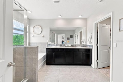 Villa ou maison à vendre à Wesley Chapel, Floride: 4 chambres, 256.04 m2 № 2266438 - photo 19
