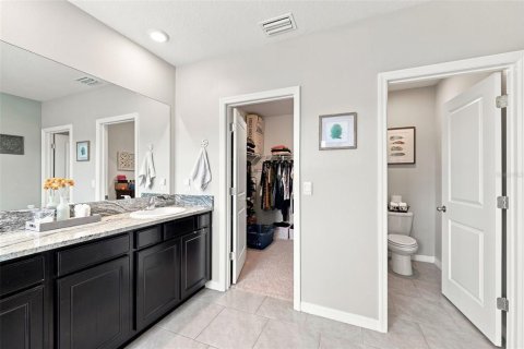 Villa ou maison à vendre à Wesley Chapel, Floride: 4 chambres, 256.04 m2 № 2266438 - photo 21