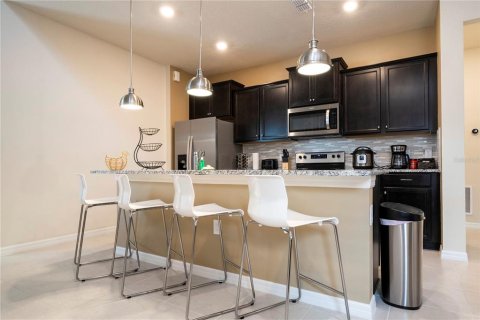 Casa en venta en Davenport, Florida, 7 dormitorios, 300.45 m2 № 2329820 - foto 6