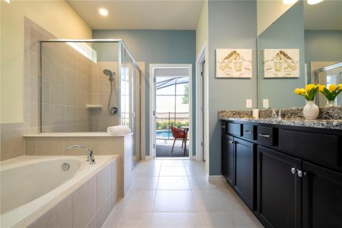 Casa en venta en Davenport, Florida, 7 dormitorios, 300.45 m2 № 2329820 - foto 21