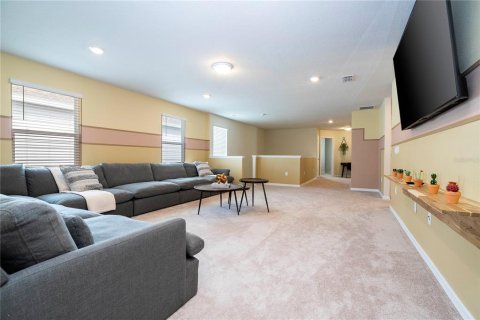 Casa en venta en Davenport, Florida, 7 dormitorios, 300.45 m2 № 2329820 - foto 26
