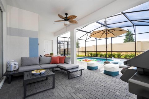 Casa en venta en Davenport, Florida, 7 dormitorios, 300.45 m2 № 2329820 - foto 17