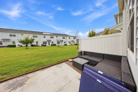Touwnhouse à vendre à Kissimmee, Floride: 3 chambres, 172.71 m2 № 2416610 - photo 18