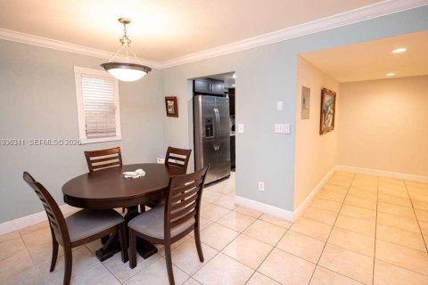 Condominio en venta en Miami, Florida, 2 dormitorios, 105.91 m2 № 2000352 - foto 23