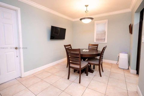 Condominio en venta en Miami, Florida, 2 dormitorios, 105.91 m2 № 2000352 - foto 22