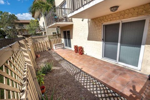 Condominio en venta en Miami, Florida, 2 dormitorios, 105.91 m2 № 2000352 - foto 28