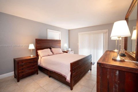 Condominio en venta en Miami, Florida, 2 dormitorios, 105.91 m2 № 2000352 - foto 4