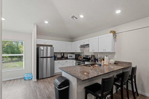 Commercial property in Port Charlotte, Florida 4 bedrooms, 195.09 sq.m. № 1659425 - photo 28