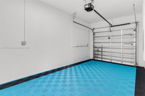 Adosado en venta en Miami, Florida, 3 dormitorios, 123.65 m2 № 1881891 - foto 25