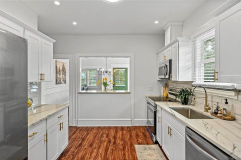 Villa ou maison à vendre à Orlando, Floride: 3 chambres, 122.45 m2 № 2405629 - photo 15