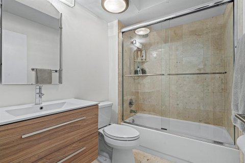 Copropriété à louer à Boca Raton, Floride: 3 chambres, 155.98 m2 № 2251569 - photo 15