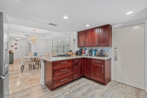 Copropriété à louer à Boca Raton, Floride: 3 chambres, 155.98 m2 № 2251569 - photo 6