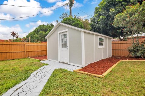 Casa en venta en Orlando, Florida, 3 dormitorios, 135.27 m2 № 1902163 - foto 21