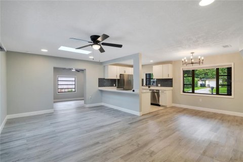 Casa en venta en Orlando, Florida, 3 dormitorios, 135.27 m2 № 1902163 - foto 12
