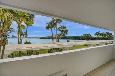 Condominio en venta en Sunny Isles Beach, Florida, 1 dormitorio, 55.56 m2 № 1891708 - foto 30