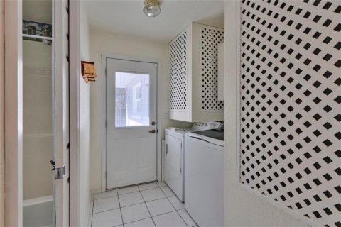 Купить виллу или дом в Вики Вачи, Флорида 6 комнат, 145.39м2, № 2127757 - фото 27