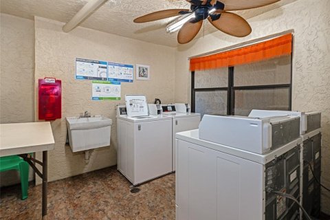 Купить кондоминиум в Брейдентон, Флорида 7 комнат, 97.55м2, № 1562052 - фото 30