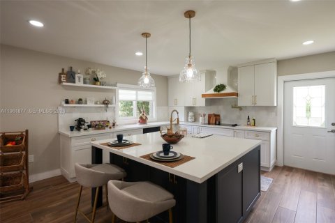 Casa en venta en Miami, Florida, 4 dormitorios, 240.52 m2 № 2023827 - foto 26