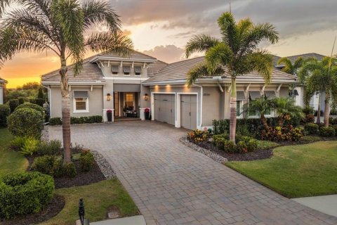 House in Lakewood Ranch, Florida 4 bedrooms, 281.77 sq.m. № 2152170