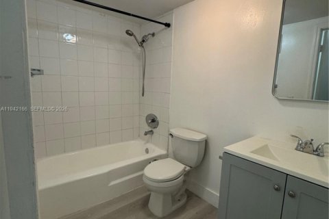 Copropriété à louer à North Miami, Floride: 1 chambre, 61.87 m2 № 1999770 - photo 11