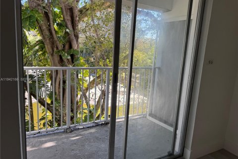 Copropriété à louer à North Miami, Floride: 1 chambre, 61.87 m2 № 1999770 - photo 9