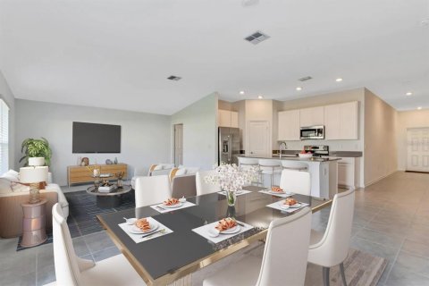 House in Davenport, Florida 3 bedrooms, 146.79 sq.m. № 1851013 - photo 6