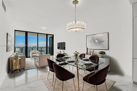 Condo in Miami, Florida, 3 bedrooms  № 2028569 - photo 8