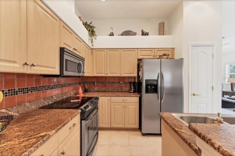 House in Englewood, Florida 2 bedrooms, 128.67 sq.m. № 1584113 - photo 5