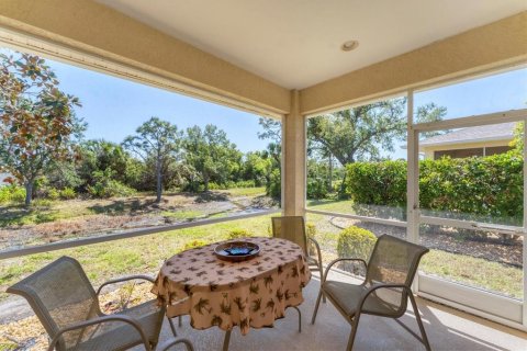 House in Englewood, Florida 2 bedrooms, 128.67 sq.m. № 1584113 - photo 4