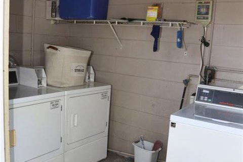 Appartement à louer à Orlando, Floride: 2 chambres, 76.18 m2 № 2398499 - photo 12