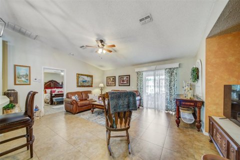 Villa ou maison à vendre à Spring Hill, Floride: 3 chambres, 153.75 m2 № 1721161 - photo 29