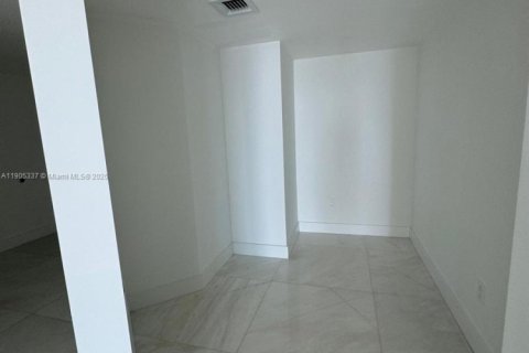 Appartement à louer à Miami, Floride: 2 chambres, 118.82 m2 № 1956805 - photo 9