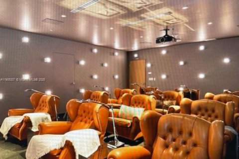 Appartement à louer à Miami, Floride: 2 chambres, 118.82 m2 № 1956805 - photo 19