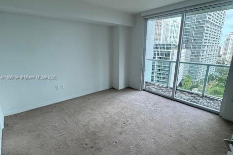 Condo in Miami, Florida, 2 bedrooms  № 1947943 - photo 23