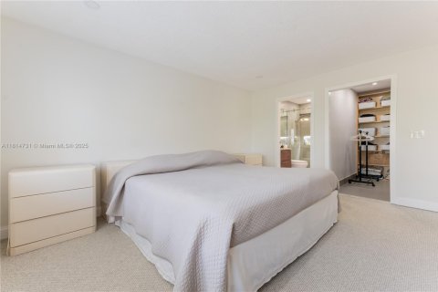 Condominio en venta en Hallandale Beach, Florida, 2 dormitorios, 100.33 m2 № 1766482 - foto 30